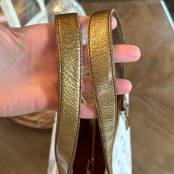 MCM Princess Lion White and Gold tote Bag with COA - Picture 15 of 16